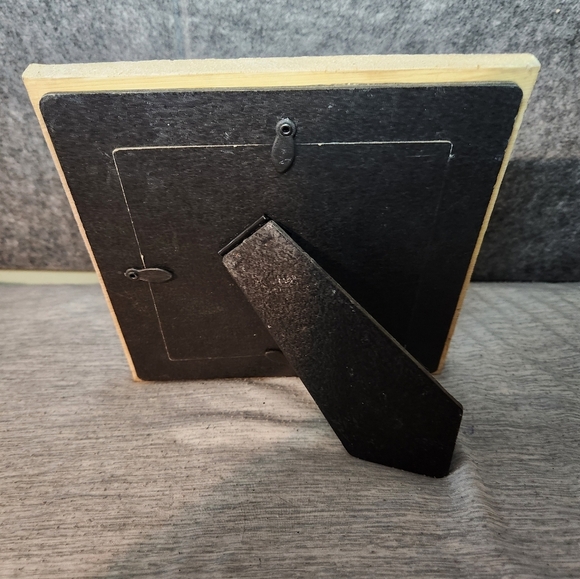 Vintage STONE RESIN PICTURE FRAME 4.5 x 4.5 Photo Swirl Sand Flowers Easel - Picture 3 of 7